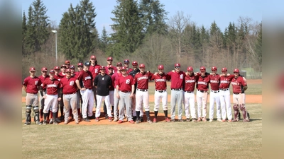 Die Baldham Boars hatten die Feldkirch Cardinals für ein Vorbereitungsturnier zu Gast. (Foto: Baldham Boars)