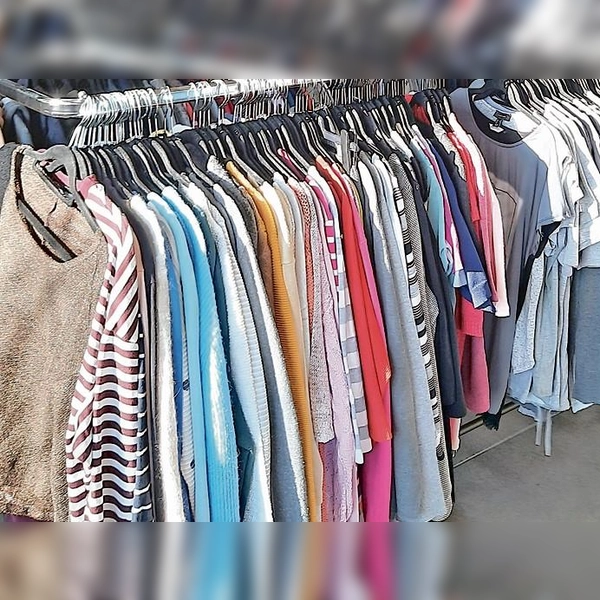 Besucher können bis zu zehn gut erhaltene Kleidungsstücke gegen neue Lieblingsstücke eintauschen.  (Archivbild: tab)