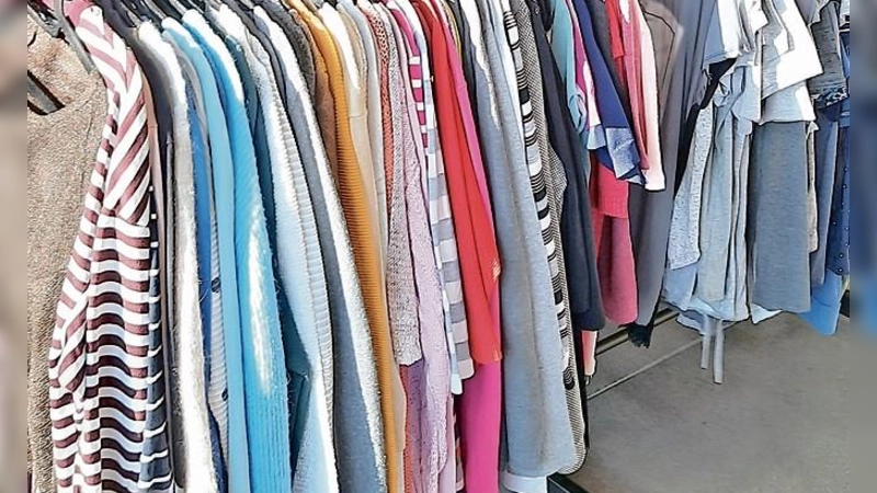 Die alte Kleidung wird in Punkte eingetauscht, diese können in neue Lieblingsstücke eingelöst werden. (Symbolbild: tab)
