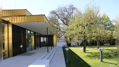 Das neue Künstlerhaus am Stahl-Museum. Seit 21. April sind das Künstlerhaus am Stahlmuseum und das Museum Franz Xaver Stahl für die Öffentlichkeit täglich außer montags zugänglich. Der Eintritt ins Künstlerhaus und Museum Franz Xaver Stahl ist wie im Museum Erding frei. (Foto: Museum Franz Xaver Stahl)