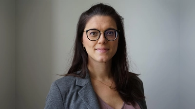 Kerstin Reichhart ist Sozialpädagogin. Sie leitet die Energieberatungshotline der Diakonie München und Oberbayern. (Foto: Diakonie)