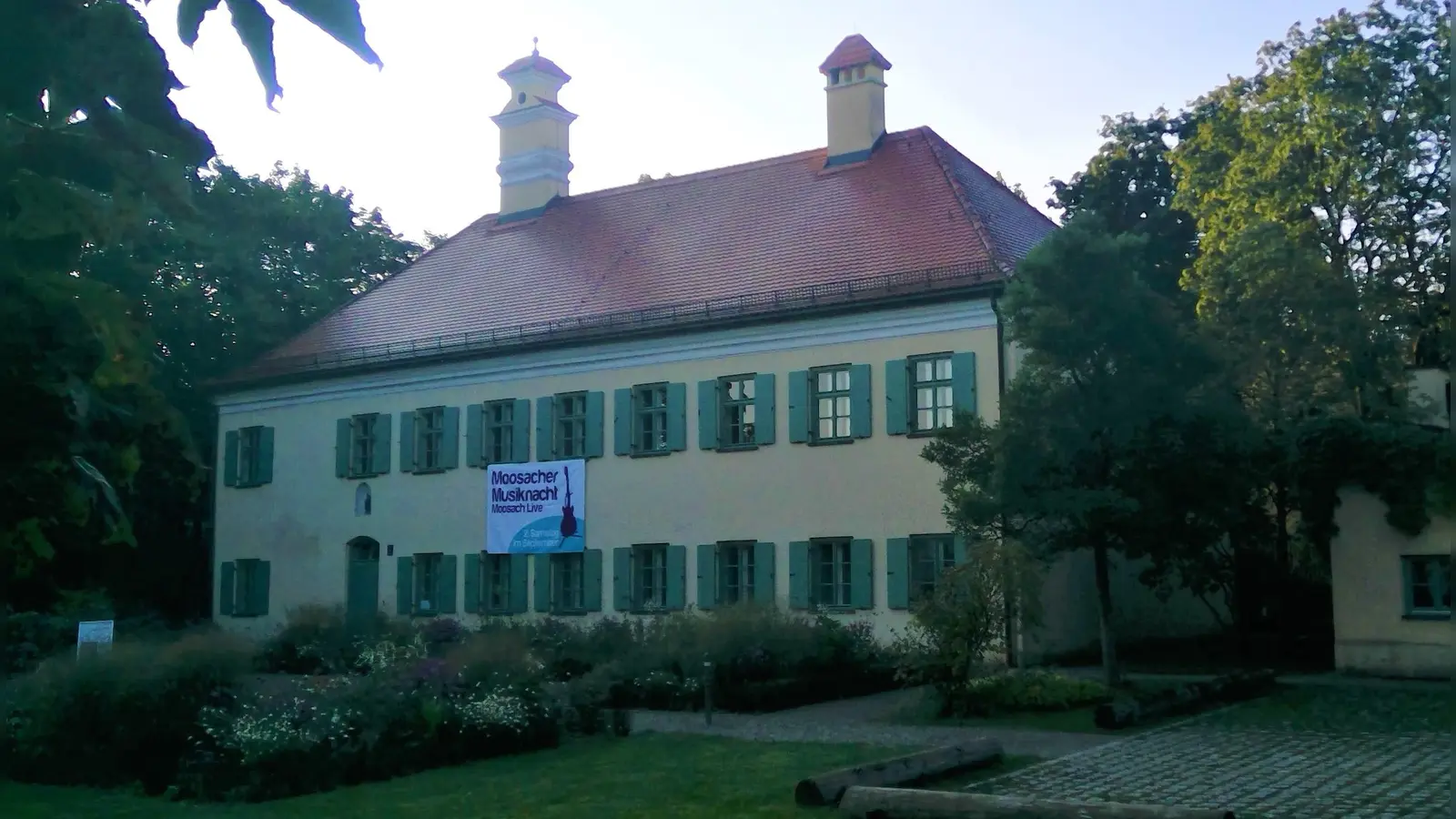 Im Pelkovenschlössl findet die „Moosacher Berufs- und Ausbildungsmesse” der AWO statt.  (Foto: bas)