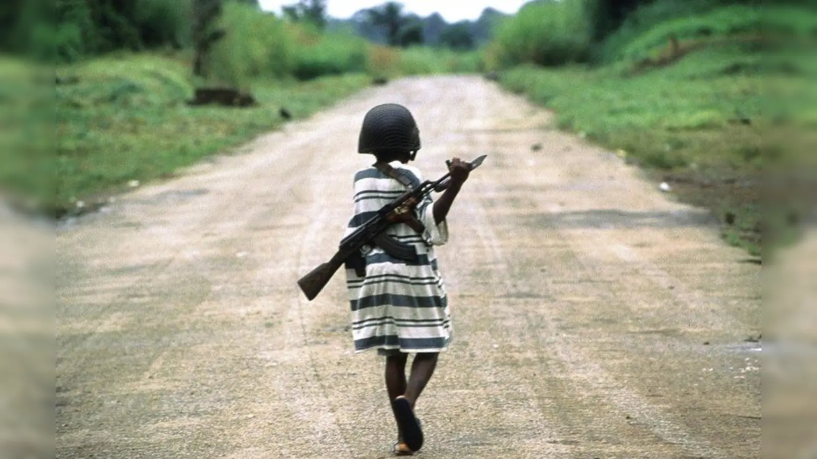Kindersoldaten tragen neben körperlichen Schäden häufig schwere seelische Verletzungen davon. (Foto: pax christi)