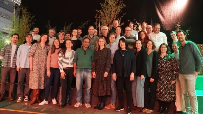 Die BA-Kandidierenden der Grünen mit Spitzenkandidatin Leonie Lobinger ( vorne, 7. v. l.). (Foto:  Bündnis90/Die Grünen)