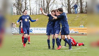Die Fußballer des Kirchheimer SC spielen nach drei Jahren wieder in der Landesliga. (Foto: Christian Riedel)