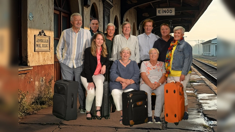 D‘ Forstenriada spielen das Stück „Es fährt kein Zug nach Irgendwo“ von Winnie Abel. (Foto: TSV)