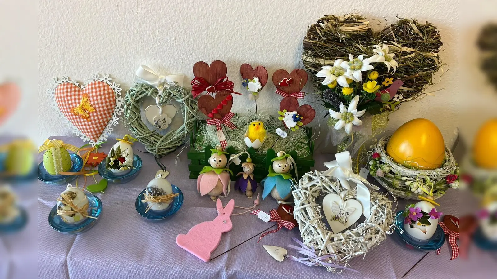 Die Kreativgruppe lädt von 24. bis 28. März zur Osterausstellung ein. (Foto: Sozialdienst Germering e.V.)