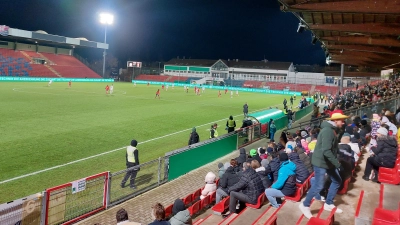 Im Sportpark Unterhaching fand im November 2024 ein Länderspiel der deutschen U23-Frauen statt. Jetzt wird das Stadion zur neuen Heimspielstätte der Frauen des FC Bayern - der Münchner Weltverein kauft das gesamte Areal. (Foto: bas)