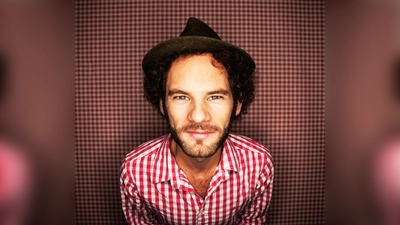 Maxi Schafroth ist am 28. November zu Gast im Bürgerhaus Keferloh. Jetzt schnell Karten sichern. (Foto: VA)