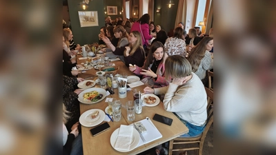 Über 50 Interessierte kamen zum ersten Business-Lunch der Erdinger Frauenpower zusammen. (Foto: red)