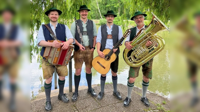 Kommen aus Karlsfeld zum Frühjahrshoagartn der Volksmusikfreunde Geisenbrunn: die Musikanten der Heuweg Musi. (Foto: Volksmusikfreunde Geisenbrunn)