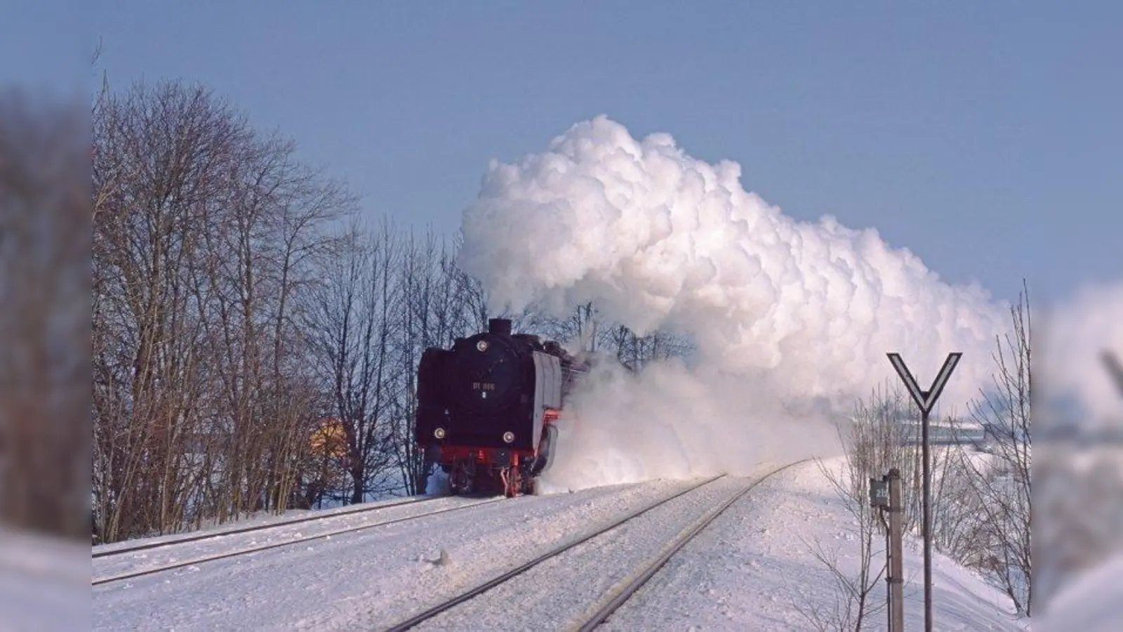Mit dem Dampfzug geht es von München über Rosenheim nach Salzburg. (Foto: Bayerisches Eisenbahnmuseum e.V.)