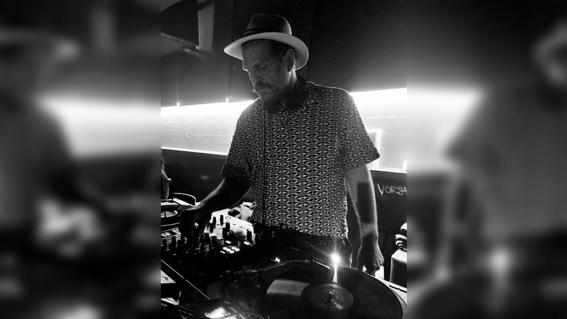 Dj Süperfly legt am 8. März in der Kongress Bar auf. (Foto: Tania Bloch)