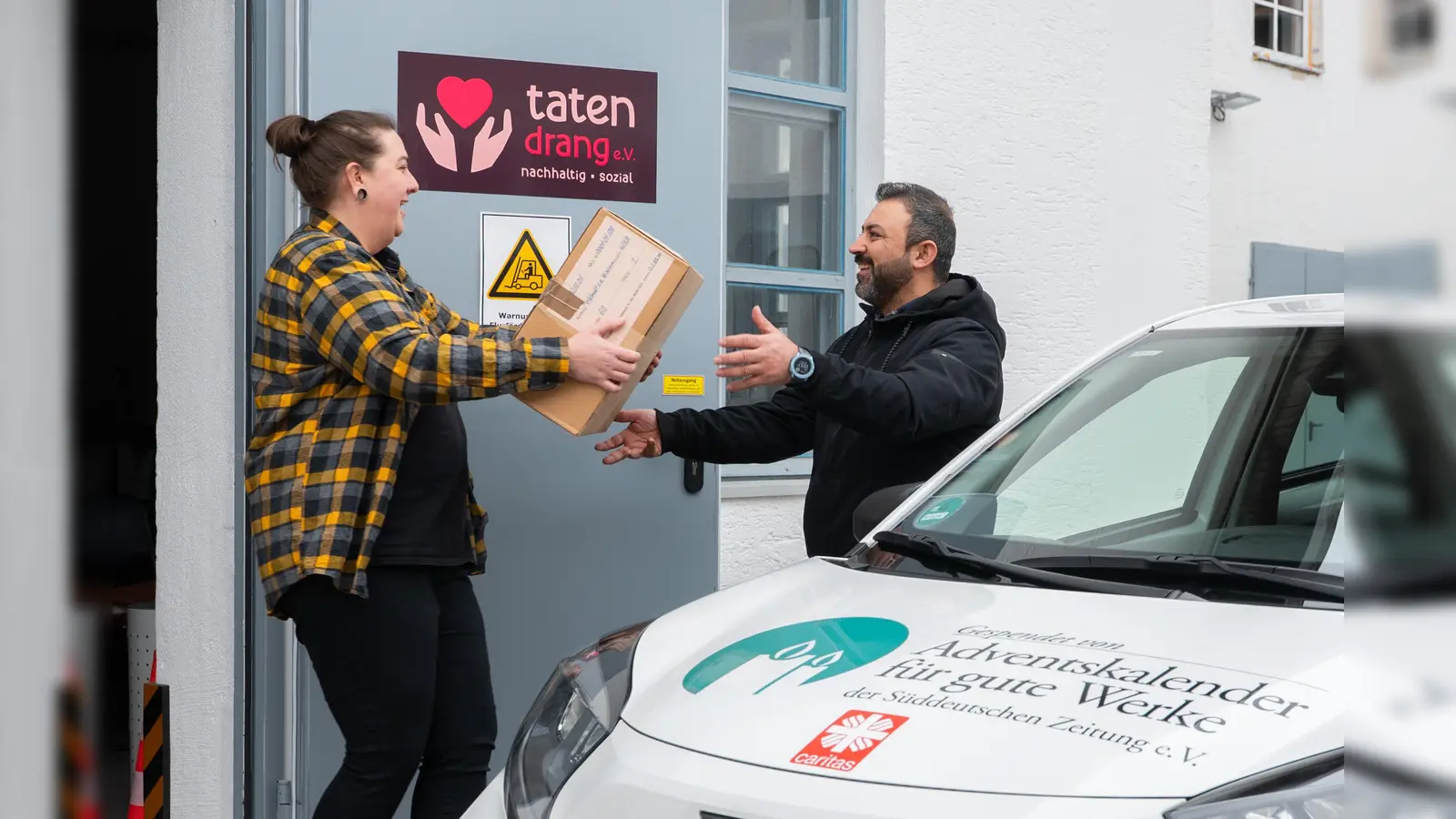 Der Verein Tatdendrang sucht für die Weitergabe von Spenden dringend stabile Kartons.  (Foto: Tatendrang)