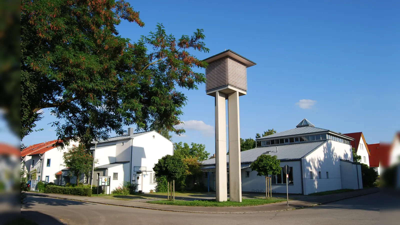 Die Evangelische Heilig-Geist-Kirche in Moosach beteiligt sich am dritten globalen Klimastreik. (Foto: VA)