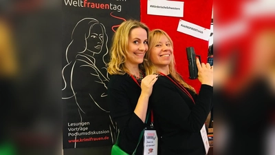 Autorinnen, Mörderische Schwestern und Mit-Organisatorinnen: Jessica Kremser und Denise Yoko Berndt. (Foto: Jessica Kremser)