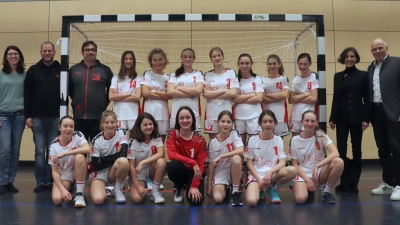 Pünktlich zur Handball-WM gab es neue Trikots für die C-Jugend des SC Wörth. (Foto: SC Wörthsee)
