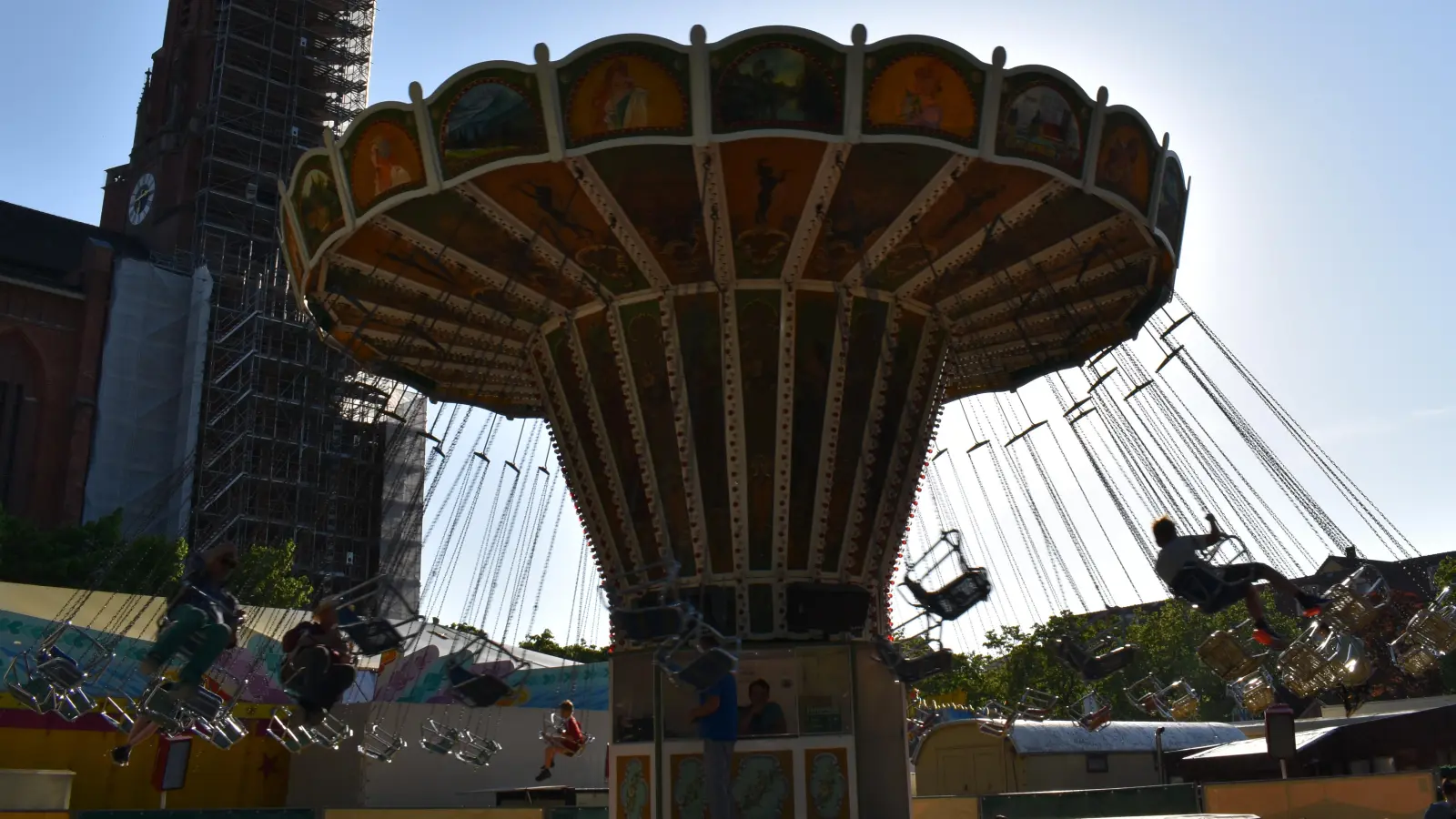 Endlich wieder Dult - aber mit "anderem Gesicht". (Foto: Daniel Mielcarek)