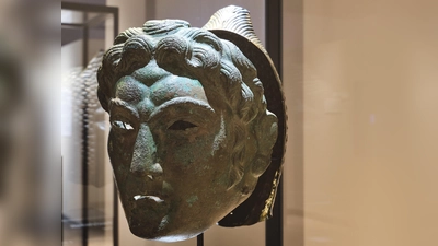 Die Archäologische Staatssammlung München (ASM) hat einen reichen Schatz an Fundstücken aus vielen Jahrhunderten. In der Dauerausstellung sind die wichtigsten Stücke für jedermann zugänglich.  (Foto: ASM, Stefanie Friedrich)