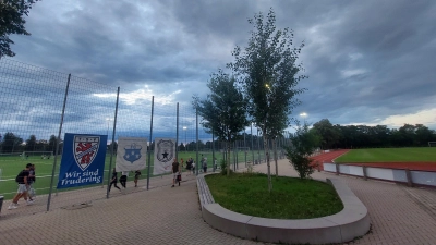 Auch die Bezirkssportanlage Trudering in der Feldbergstraße ist vom Stellenabbau betroffen. Die drei hier ansässigen Vereine unterstützen die Petition. (Archivbild: bas)