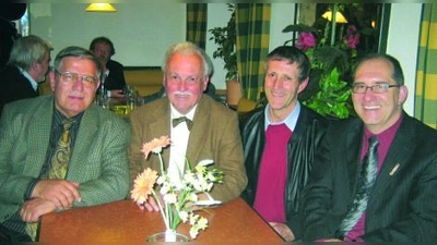 Der Vorstand der Bürgervereinigung Obermenzing e.V. für die kommenden drei Jahre (v.l.): Ernst Eschenweck (Stellvertretender Vorsitzender), Berthold Eder (Schriftführer), Thomas Hasselwander (Kassier) und Frieder Vogelsgesang (Vorsitzender). (Foto: BV Obermenzing)