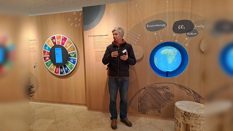 Michael Stollmann bot für Senioren eine Führung durch das Museum Wald und Umwelt an. (Foto: vhs )