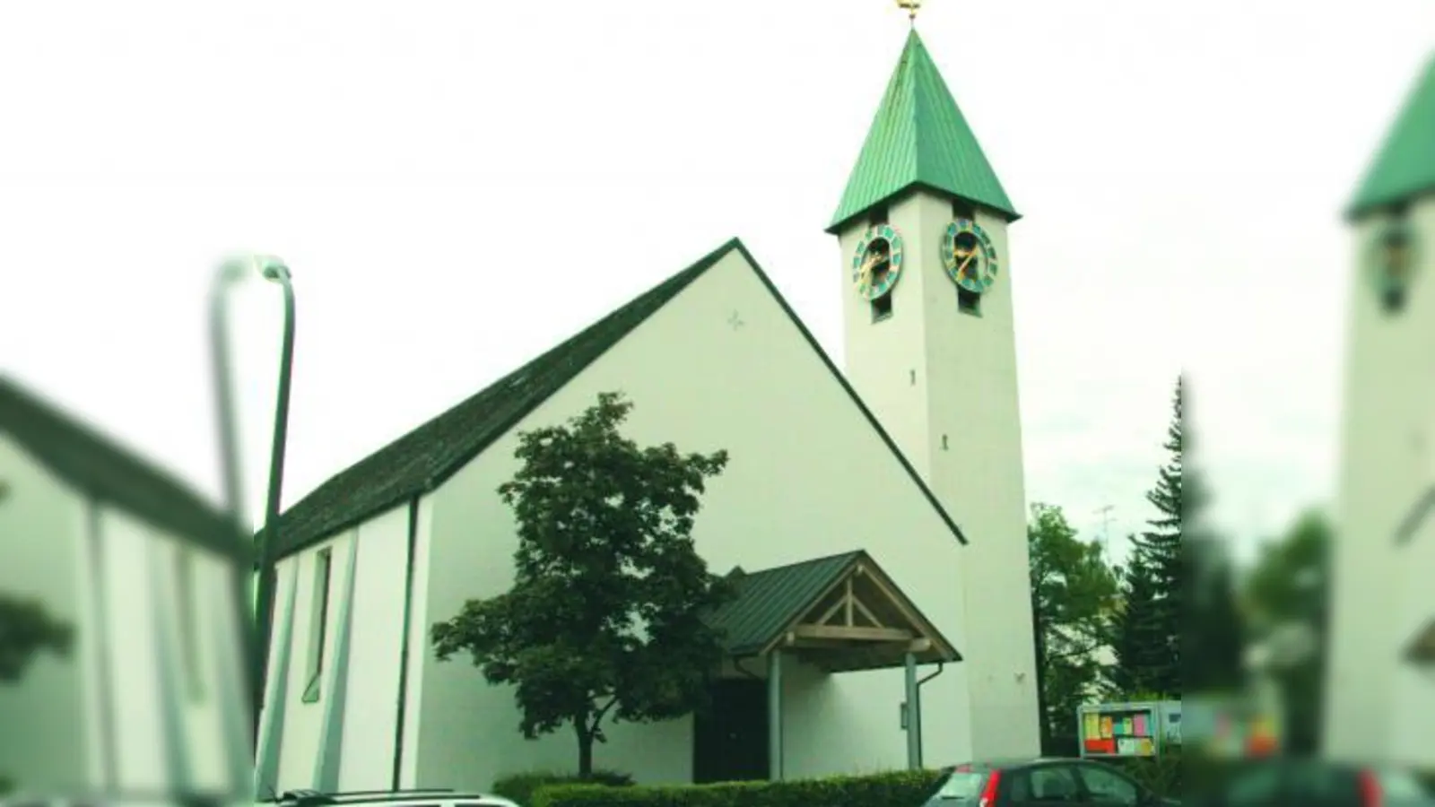 Gegen Ende des Jahres wird die kleine Gemeinde von St. Leonhard (Foto) mit der Obermenzinger Kirche Leiden Christi zusammengelegt. (Foto: US)