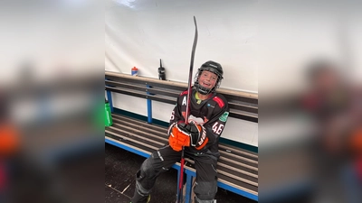 Richtig happy waren die Jungnerds nach ihrem Sieg in Deggendorf, hier Julius Willnat.  (Foto: Julian Ries)