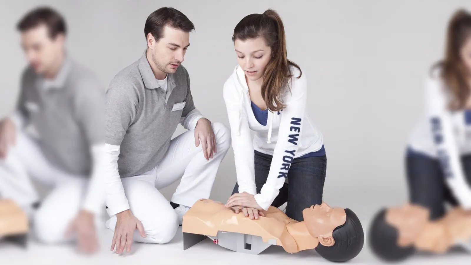 30-mal Drücken – 2-mal Beatmen – bis der Notarzt kommt (Foto: Foto: ADAC gelbhilft)