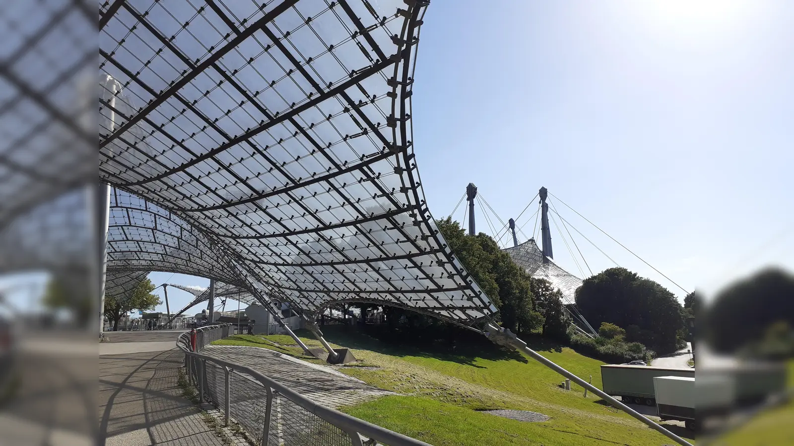 Der Olympiapark wurde auf die deutsche Vorschlagliste zum UNESCO-Welterbe aufgenommen. Seine Architektur ist weltbekannt.  (Foto: mha)
