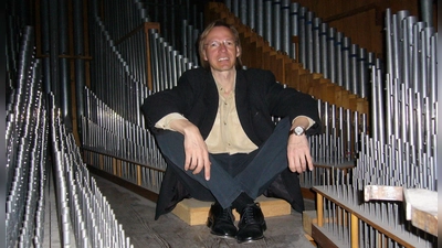 Organist Armin Becker spielt am Freitag, 2. September, in der Matthäuskirche am Sendlinger-Tor-Platz an der Orgel. (Foto: Becker)