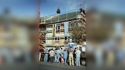 1970 wurde das Richtfest für die Volkshochschule in Taufkirchen gefeiert. Am 2. Oktober wird ihr Geburtstag zelebriert.  (Foto: vhs Taufkirchen)