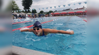 Die Teammitglieder der SSG Neptun erreichten beim internationalen Langstreckenschwimmen in Rosenheim Bestzeiten. (Foto: SSG Neptun Germering)