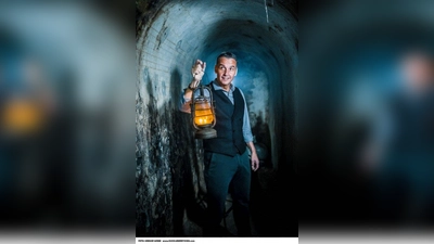 Plaudert am 8. Mai in Obersöchering über verbotene Abgründe uns tiefe Keller: Stefan Kröll. (Foto: Gregor Wiebe)