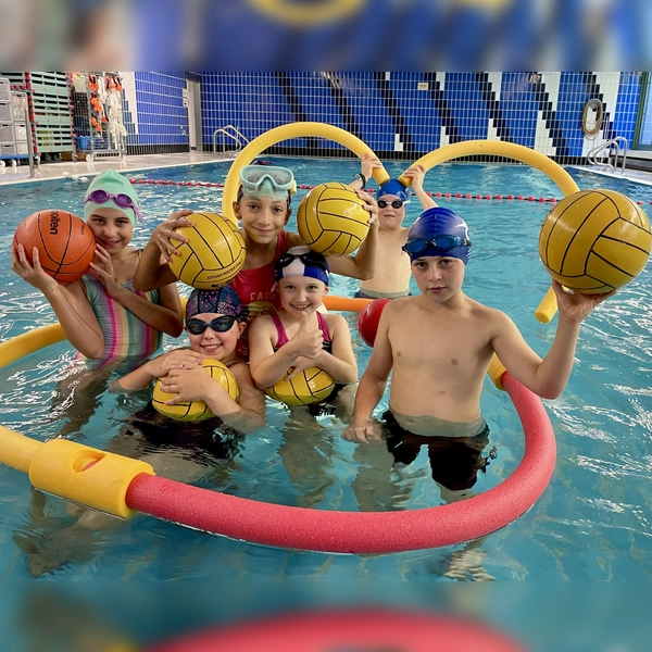 Fast schon wie Ferien: Eine Woche schwimmen beim großen Schwimm-Finale. (Foto: Gliesche)