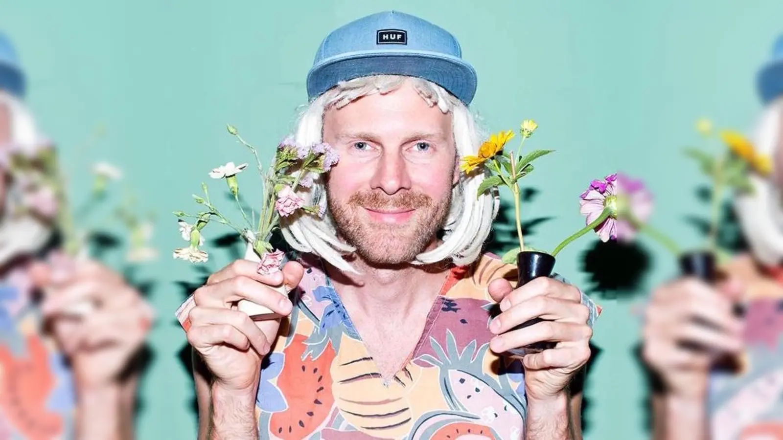 Angela Aux ruft in einer mulitmedialen Performance erneut die bayerische Räterepublik aus. (Foto: Nikolas Kammerer)