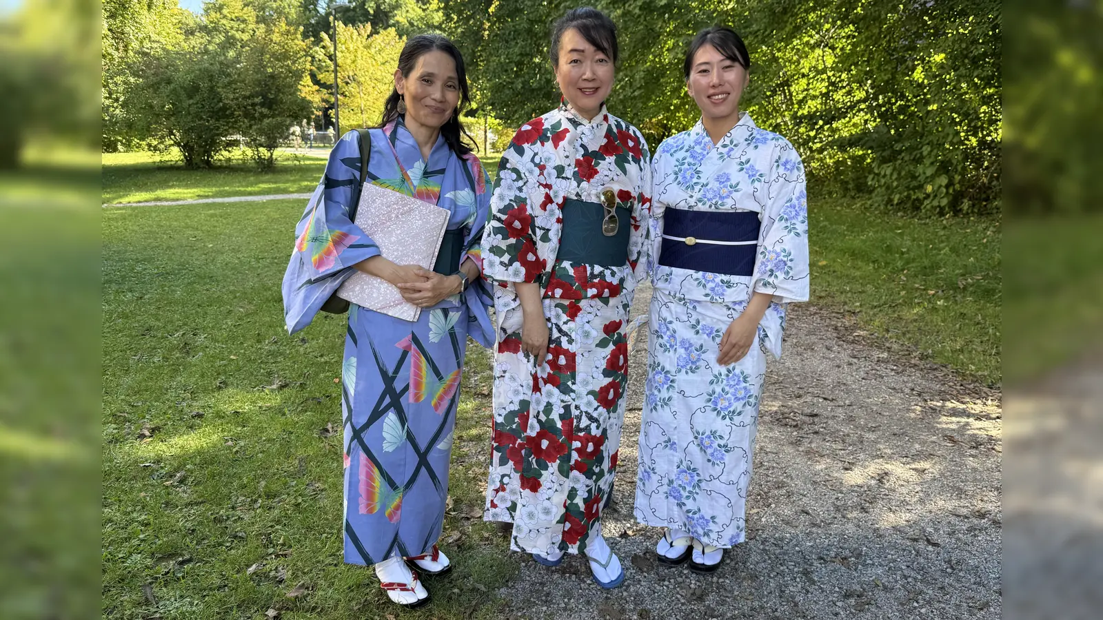 Mitglieder des Deutsch-japanischen Frauenchors In ihren traditionellen Kimonos. (Foto: pst)