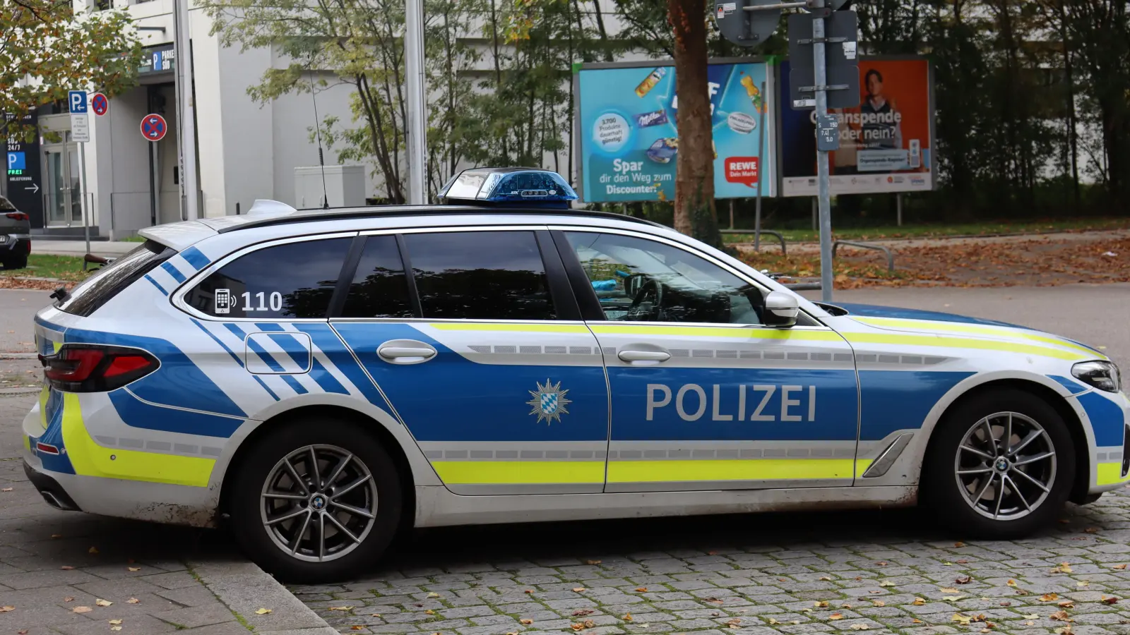 Zwischen Isen und Sankt Wolfgang kam es zu einem Verkehrsunfall mit mehreren Verletzten. (Symbolbild: mha)