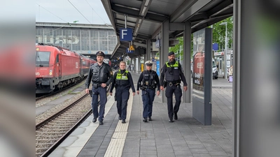 Gebündelte Kompetenz: Auch am Münchner Hauptbahnhof kommen sogenannte „Quattro-Streifen” zum Einsatz.  (Foto: SWM/ MVG)