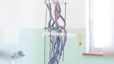 Diese Installation von Leo Heinik trägt den Titel „Säule articulated”. (Foto: Leo Heinik)