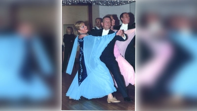 Nach einer Verletzungspause ertanzten sich Dorothea und Wilfried Martin bei einem Turnier in Esslingen einen guten fünften Platz. (Foto: pi)