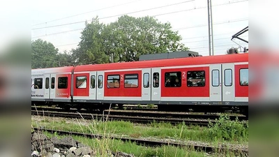 Östlich des Schmuckerweges entstehen zwei  Lärmschutzwände an der Bahnlinie.	 (Foto: bus)