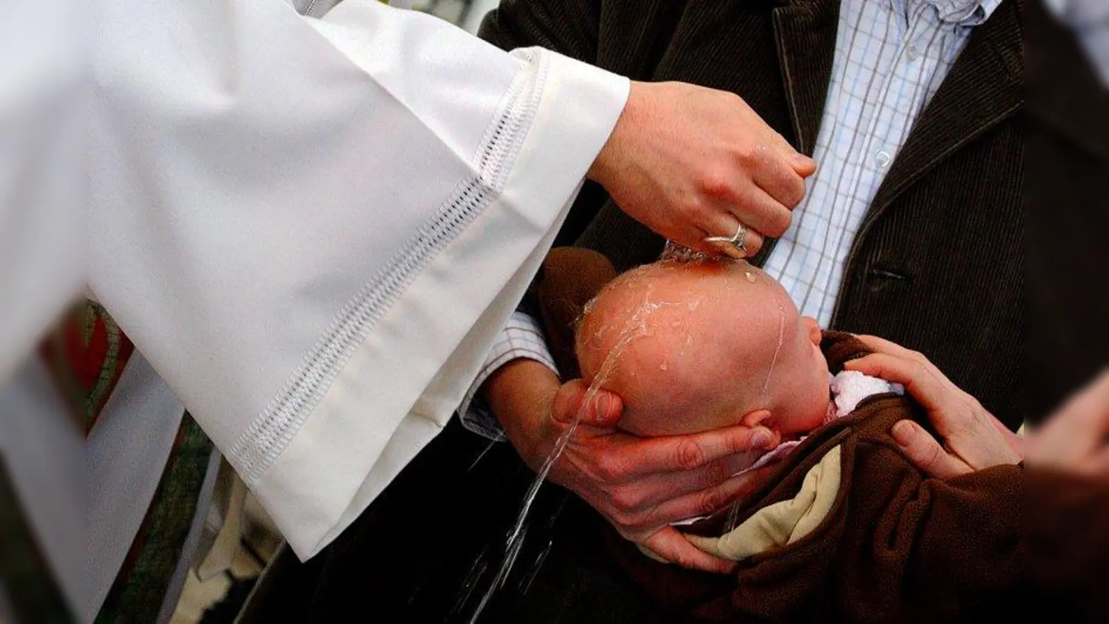 Das Wort Sakrament kommt aus dem Lateinischen und bedeutet so viel wie „Eid. Im Kloster Andechs findet passen dazu eine Gesprächsreihe zum Thema mit Pater Valentin Ziegler statt. (Foto: Michael Westermann)
