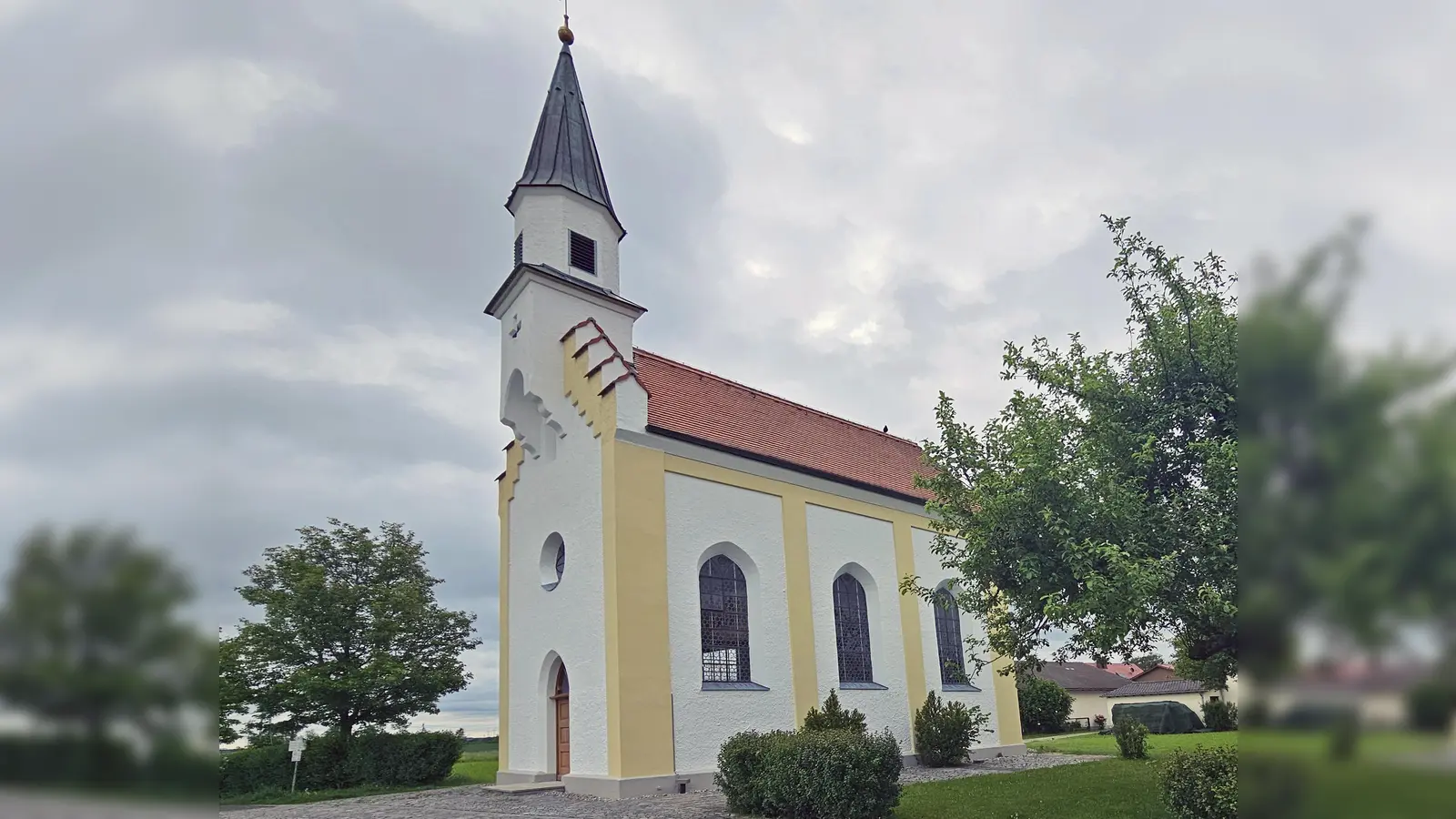 Frisch renoviert: die Kapelle Maria Heimsuchung. (Foto: Gemeinde Gilching)