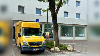 In die ehemaligen Räumlichkeiten der Franziskus-Apotheke zieht die neue Partner-Filiale der Deutschen Post ein. (Foto: Gemeinde)