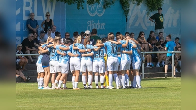 Mission Aufstieg: Frauen des TSV 1860 München. (Foto: Anne Wild)