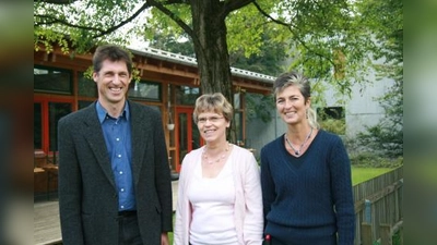 Das neue Leitungsteam der Volksschule Lochham stellt sich vor: (v. li.) Anton Höck, Monika Weikert und Martina Behr. (Foto: US)