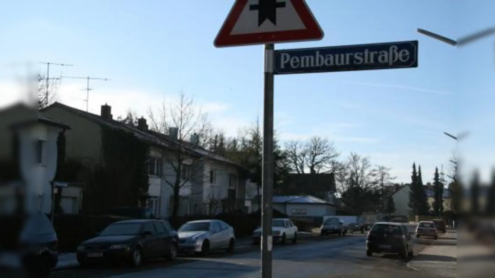 In der Paosostraße zwischen Pembaurstraße und Wöhlerweg ist ein Projekt für den sozialen Wohnungsbau geplant. „Derzeit prüfen wir das Baurecht für das städtische Grundstück“, sagte Fabian Riedl, Pressesprecher im Sozialreferat. (Foto: US)