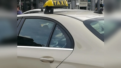 Das Projekt „Frauen*-Nacht-Taxi” wird weitergeführt. Der städtische Zuschuss erhöht sich auf 10 Euro.  (Foto: ar)