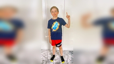 Julian W. ist seit Mittwoch Vormittag abgängig. Wer etwas über den Verbleib des Jungen weiß, möge sich bitte mit der nächsten Polizeidienststelle in Verbindung setzten.  (Foto: © Polizei München)